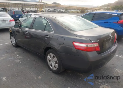2009 Toyota Camry Le z USA, uszkodzony, nr VIN 4T4BE46K19R053632